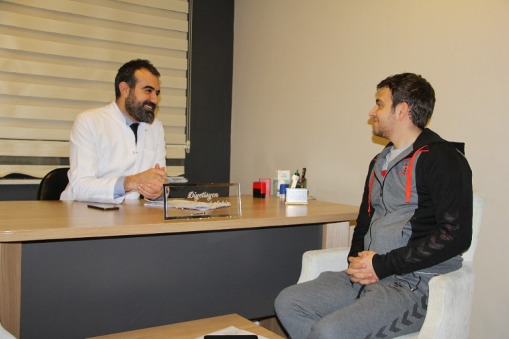 Diyetisyenden Evde Kalanlara ’Spor Yapın’ Çağrısı