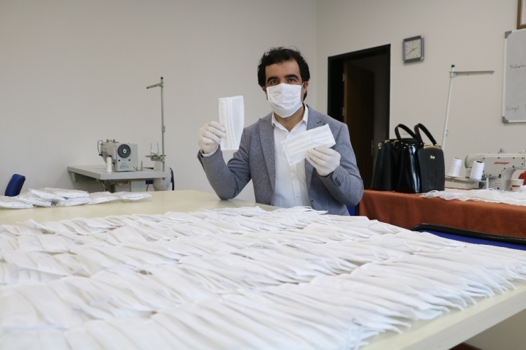 Piyasada 5 Tl’ye Satılan Maskeleri 18 Kuruşa Mal Ediyorlar