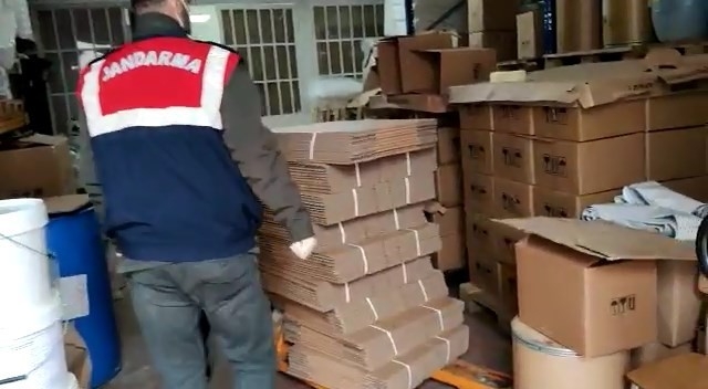 Yalova’da Kaçak Dezenfektan Ele Geçirildi