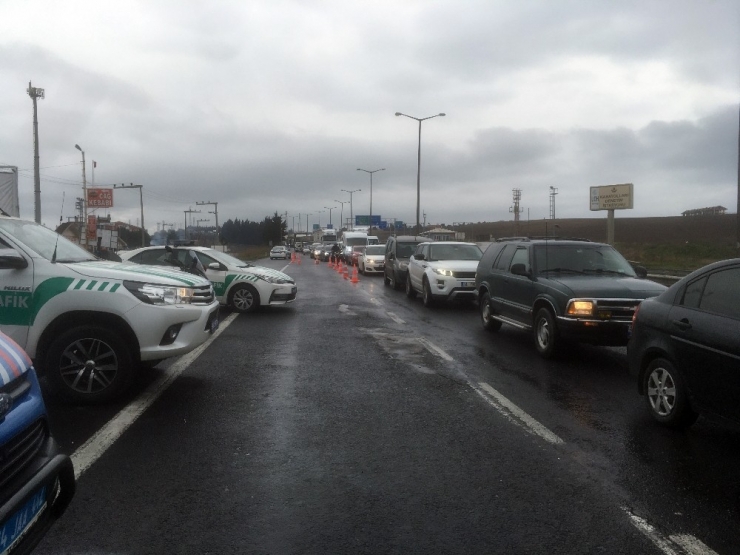 Silivri D-100 Karayolu’nda Kilometrelerce Kuyruk Oluştu
