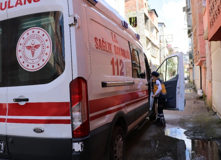 Merdivenden Düştü, Oğlunun Kapısının Önünde Hayatını Kaybetti