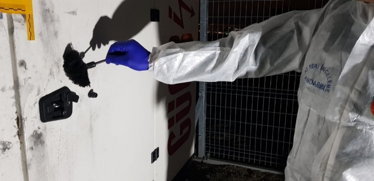 Jandarma Baz İstasyonundan Akü Çalan 2 Hırsızı Suçüstü Yakaladı