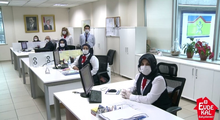 Bahçelievler Belediyesi Personelinden ‘Evde Kalın’ Çağrısı