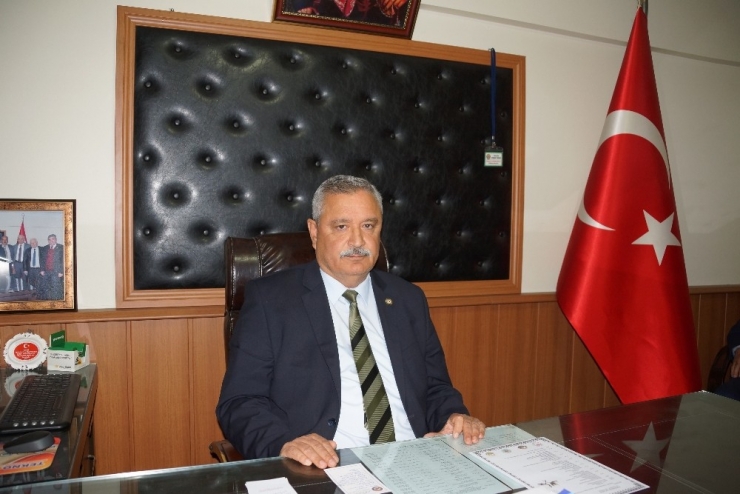 Başkan Kendirlioğlu, “Hayatın Devamı İçin Çiftçi Üretmek Zorunda”