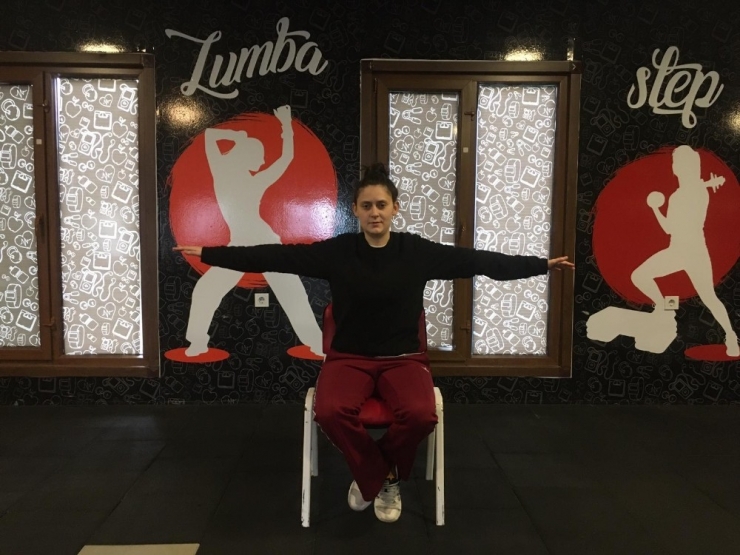 Evden Çıkamayanlara Online Egzersiz Dersi