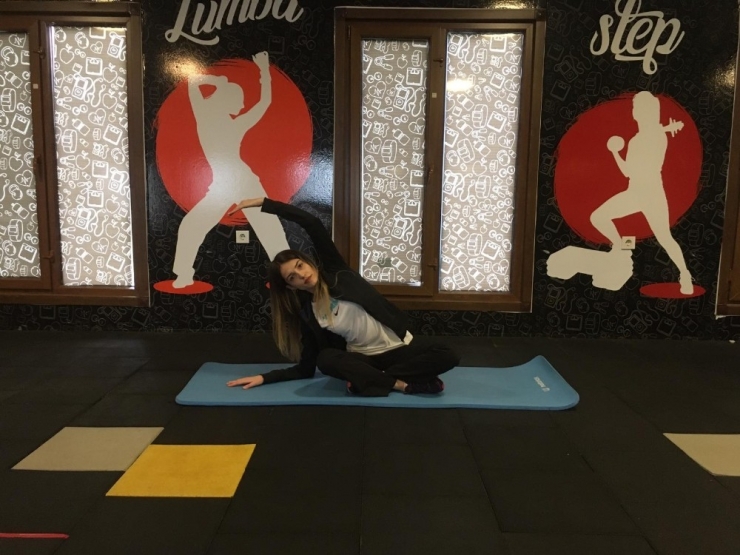 Evden Çıkamayanlara Online Egzersiz Dersi