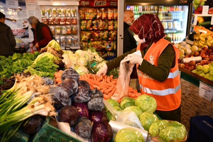 Çayırova’da Yaşlılara 24 Saat Hizmet Veriliyor