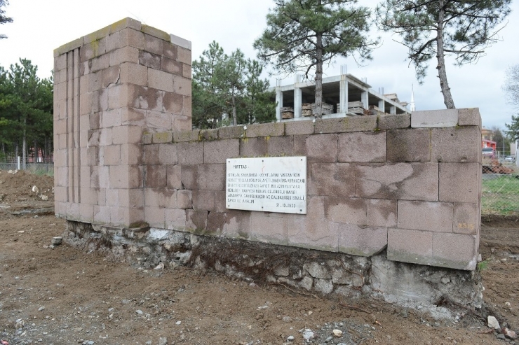 Çorum’da İstiklal Şehitleri Anıtı Yenileniyor