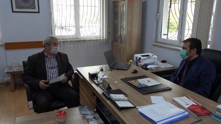 Umre Parasını ’Biz Bize Yeteriz Türkiyem’ Kampanyasına Bağışladı