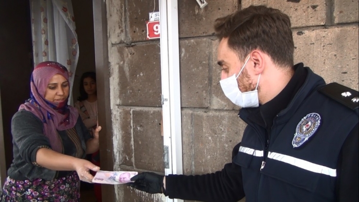 Ahlat’ta Yardım Paralarının Dağıtımı İçin 41 Ekip Oluşturuldu