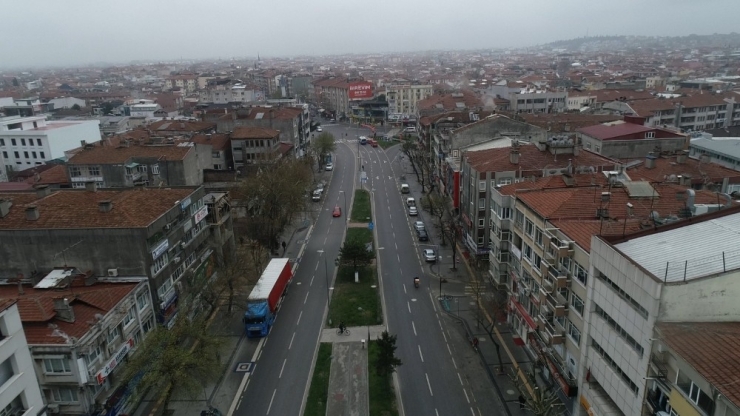 Sakarya’da Boş Kalan Cadde Ve Sokaklar Havadan Görüntülendi