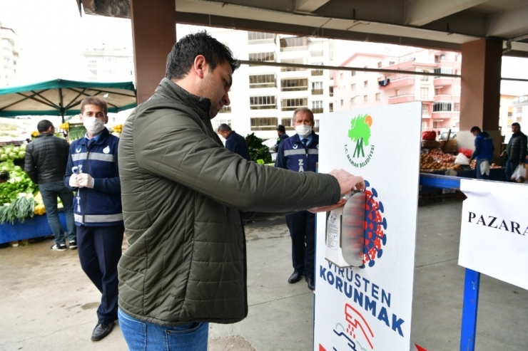 Mamak’ta Pazar Yerlerinde Covid-19 Düzeni