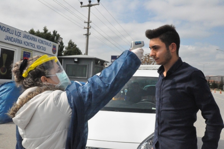 Sungurlu’da Giriş Ve Çıkışlarda Kontroller Artırıldı
