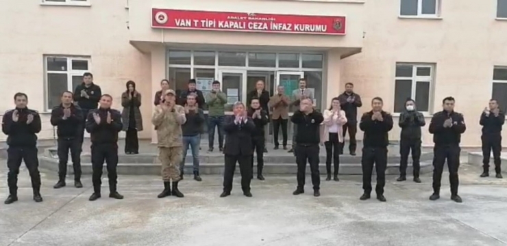 İnfaz Koruma Memurlarından ‘Evde Kalın’ Çağrısı