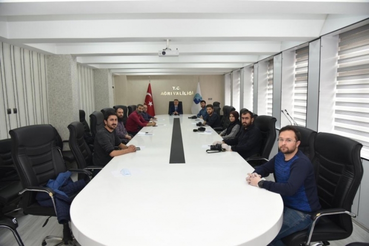 Vali Elban: “Ağrı’da Korona Virüsten Dolayı Her Hangi Bir Can Kaybı Yok”