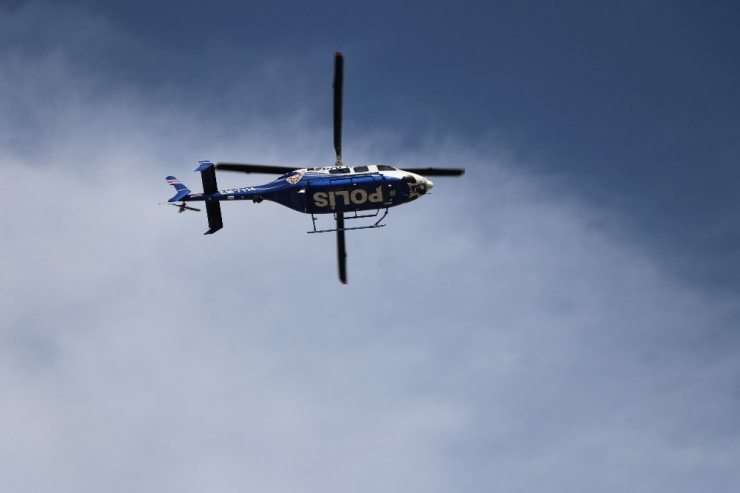 Adana’da 20 Yaş Altı Ve 65 Yaş Üstüne Helikopterli Denetim