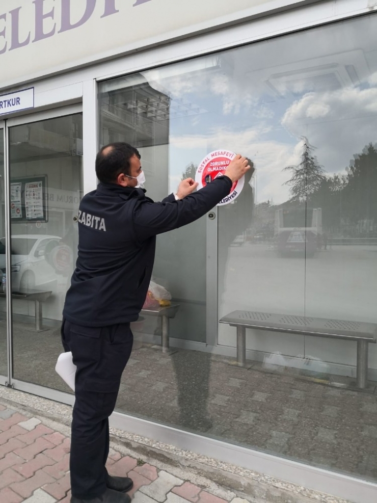 Çorum Belediyesi’nden Sosyal Mesafeyi Uyarısı