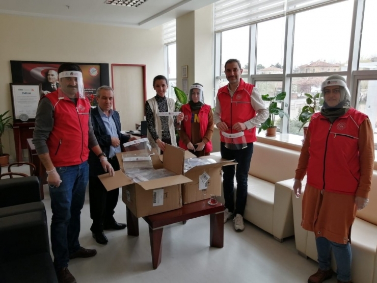 Sungurlu Gençlik Merkezi’nde Maske Mesaisi