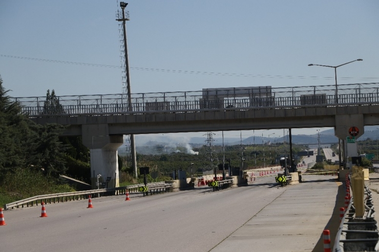Otoyollar Boş Kaldı, İzinsiz Giriş Ve Çıkışlara İzin Verilmiyor