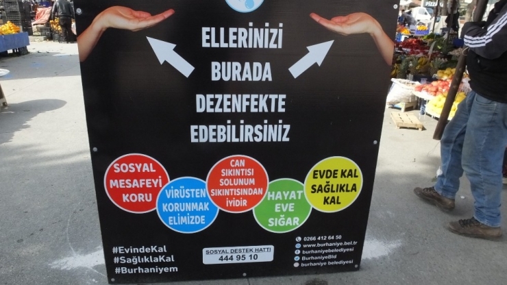 Sebze Pazarlarında Koronavirüse Dezenfektanlı Önlem