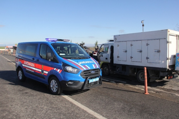 Diyarbakır’a Araç Giriş Çıkışları Durduruldu