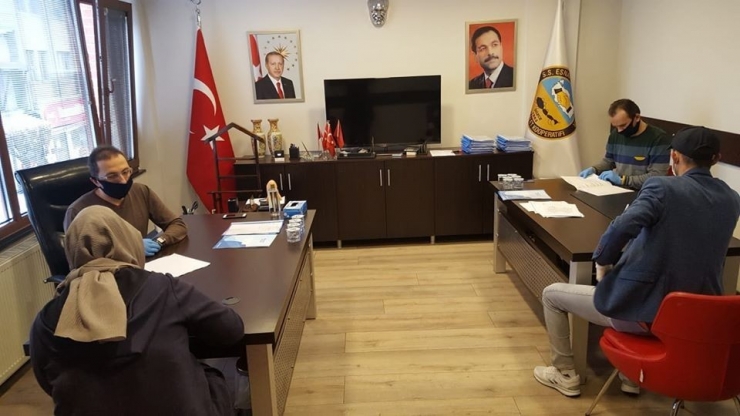 Esnafa Kerdi Verebilmek İçin Mesaisi Yapıyorlar