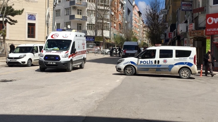 Vali Duyurdu, Elazığ’da 34 Bin Tl Ve 30’ar Gün Evden Çıkmama Cezası Alan 11 Kişi 10’ar Adet Kitap Okuyacak