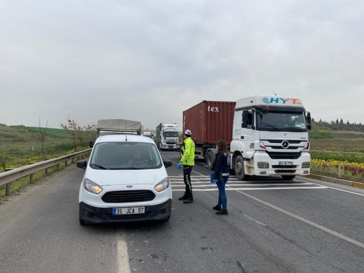 Turgutlu-izmir Yolunda Polisten Denetleme