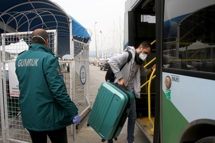 Kuru Yük Gemisindeki 9 İşçi Karantinaya Alındı