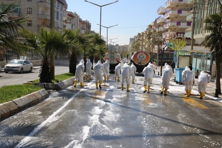 Şanlıurfa’da Korona Virüse Karşı Dezenfekte Çalışmaları Devam Ediyor