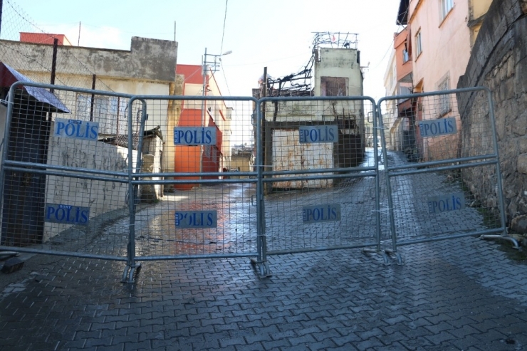 Siirt’te Bir Mahalle Karantinaya Alındı