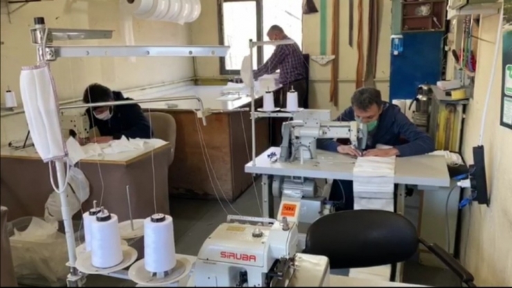 Van Büyükşehir Belediyesinden Maske Üretimi