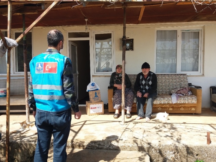 Yıldız Holding, Salgın Süresince 10 Bin Aileye Gıda Kolisi Dağıtacak