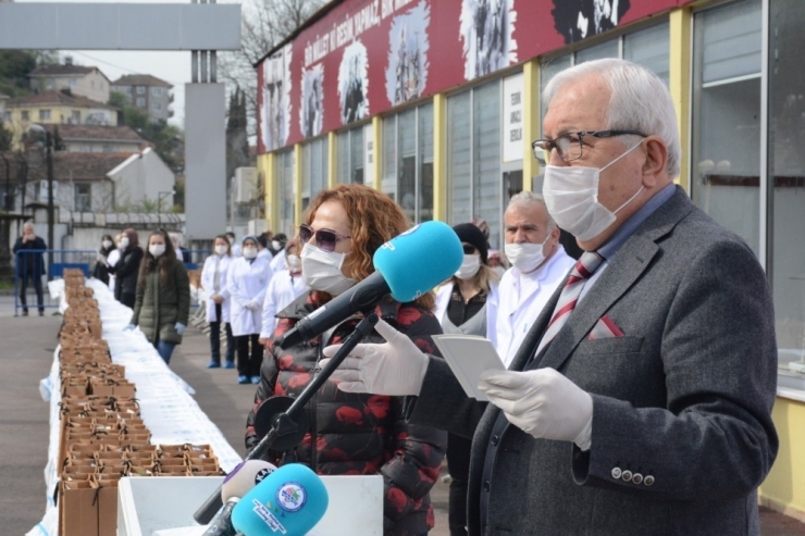 Kdz. Ereğli Belediyesi 45 Bin Haneye Sağlık Seti Dağıtıyor