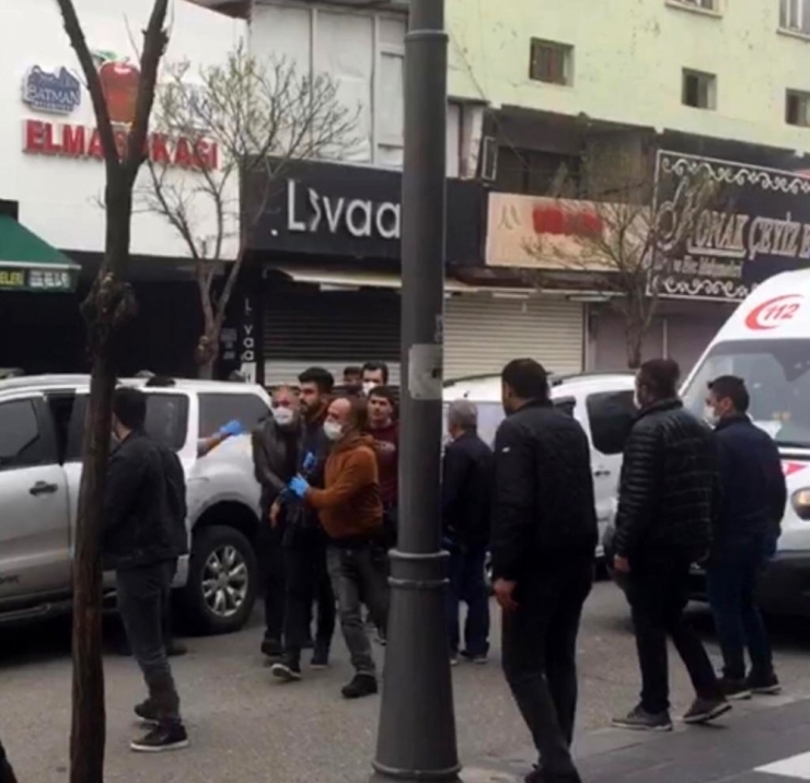 Batman’da Kavgayı Ayırmaya Çalışan Polis Yaralandı