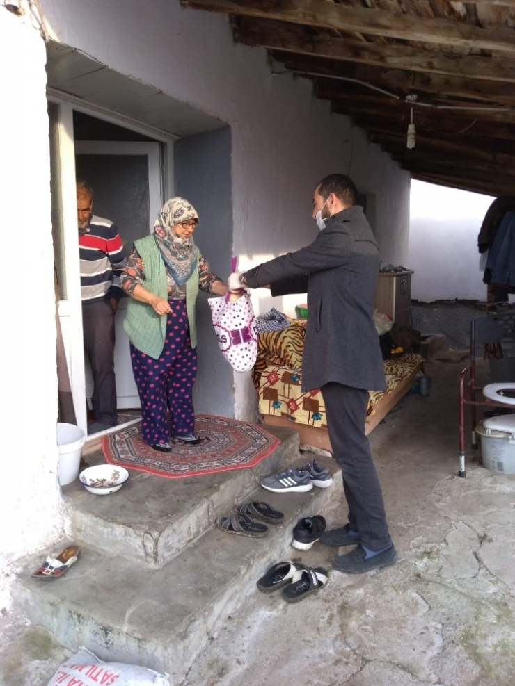 Burhaniye’de İmamlara Yeni Görev