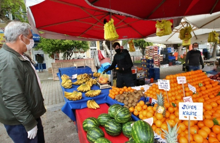Buca Pazarlarında Ohal: İçerde Ve Dışarda Covid-19 Önlemleri!
