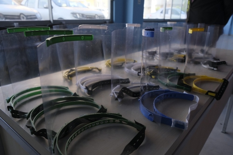 Mmo Antalya Şube’den Sağlık Çalışanlarına 3 Boyutlu Destek