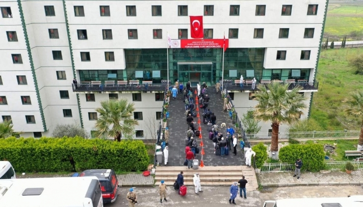 Cezayir’den Gelen 299 Kişi Manisa’da Karantinaya Alındı