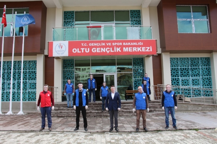 Siper Maske Ürettiler