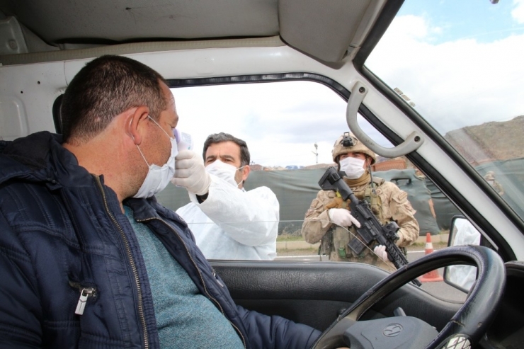 Jandarmadan Korona Kontrolü