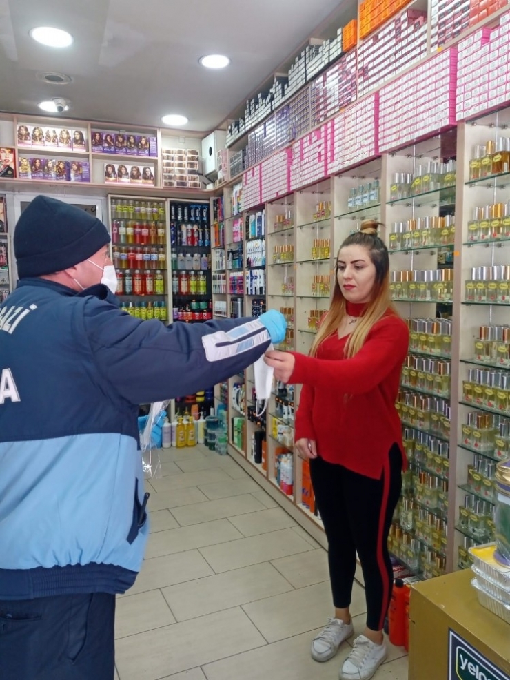 Başkan Palancıoğlu, "Halk Sağlığını Önemsiyor, Esnafımıza Değer Veriyoruz"