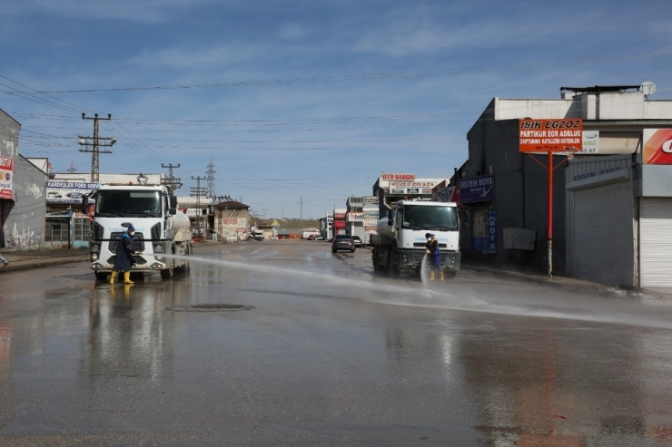Tuşba Belediyesinden Temizlik Seferberliği