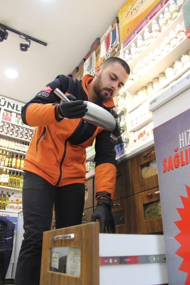 Vatandaşlar Aktarlara Akın Etti