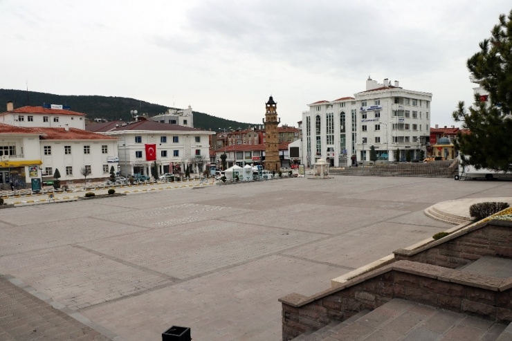 Yozgat’ta Evde Kal Çağrısına Büyük Oranda Uyuluyor