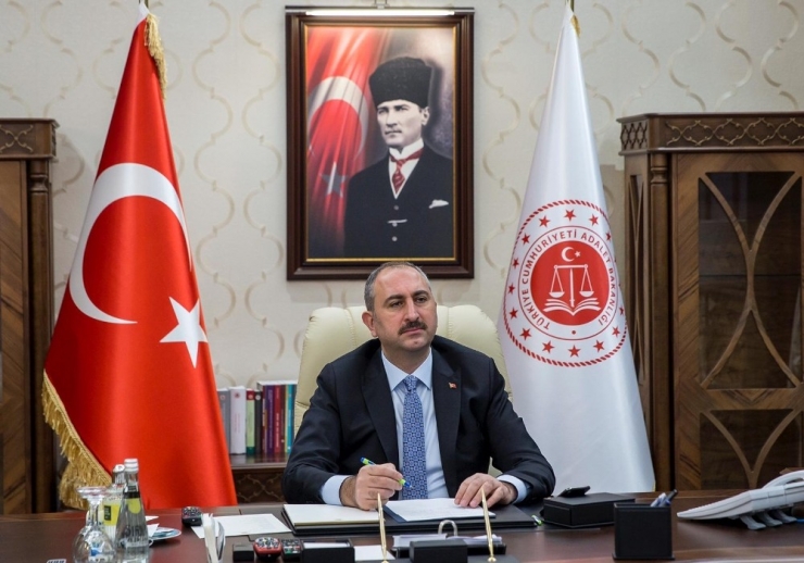 Bakan Gül: "(Korona Virüs Bağlantılı) Cumhuriyet Başsavcılıklarınca 66 İlde 750 Kişi Hakkında Soruşturma Başlatıldı"