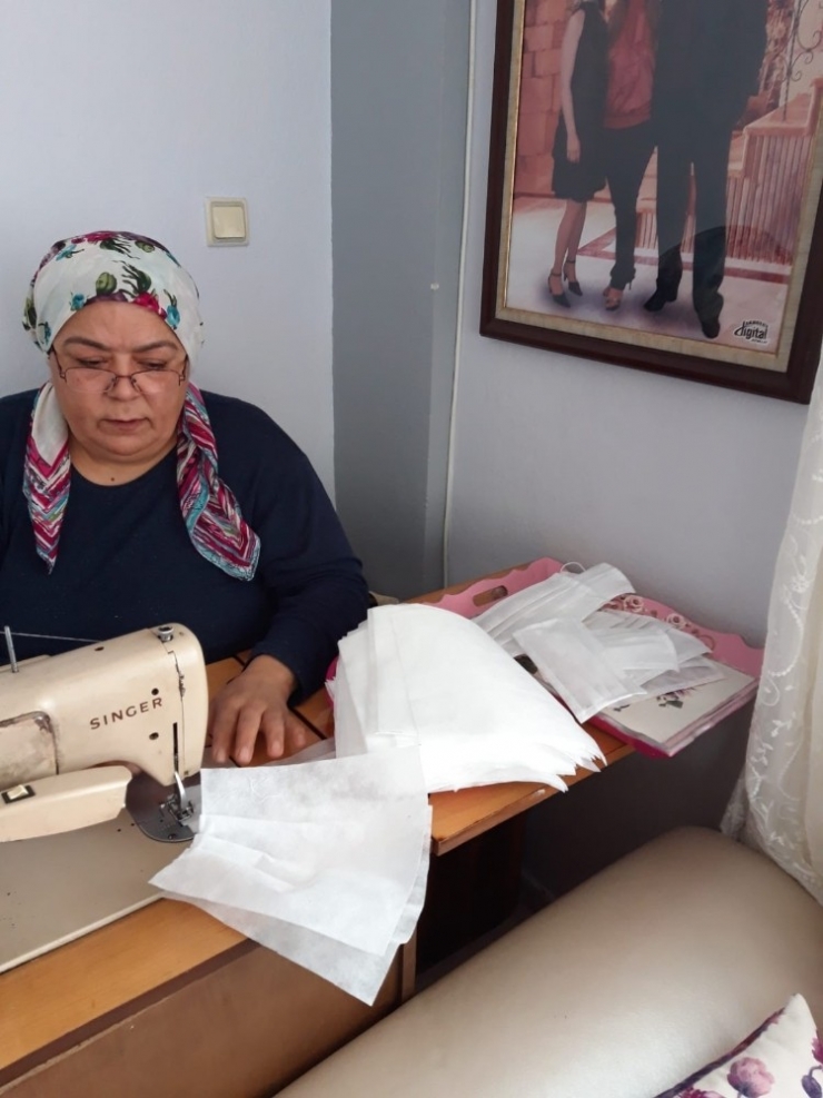 Ayvalık Belediyesi Maske Üretimine Geçiyor