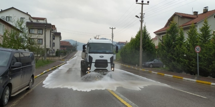 Başiskele’de 9 Mahallede Dezenfekte Çalışması Yapıldı