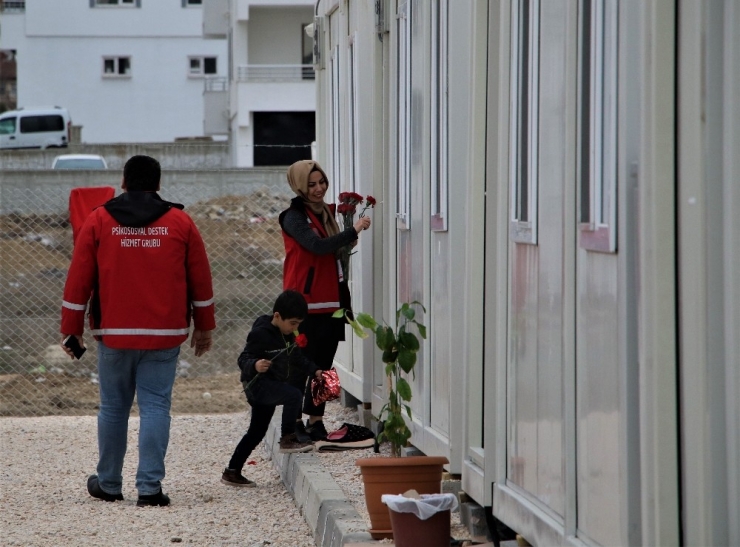 Elazığ’daki Deprem Nakdi Yardım Miktarı 70 Milyona Ulaştı