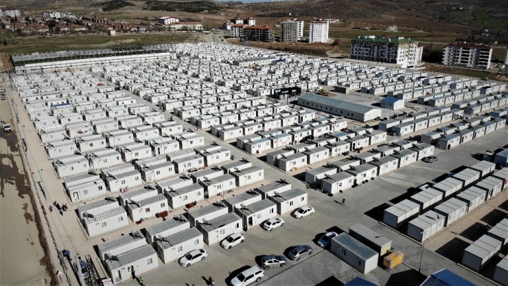 Elazığ’daki Deprem Nakdi Yardım Miktarı 70 Milyona Ulaştı